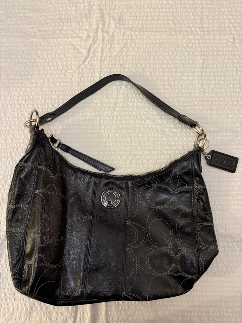Coach Black glossy Signature Hobo shoulder Bag with Logo Hardware